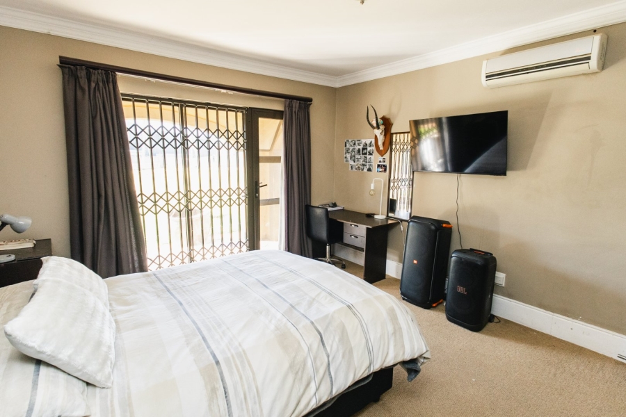 4 Bedroom Property for Sale in Groenvlei Sh Free State
